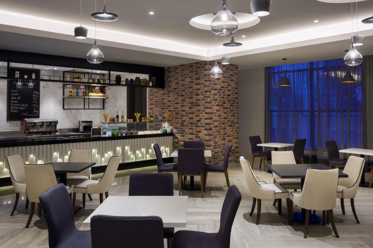 Park Inn By Radisson Makkah Aziziyah La Mecque Extérieur photo The hotel's restaurant